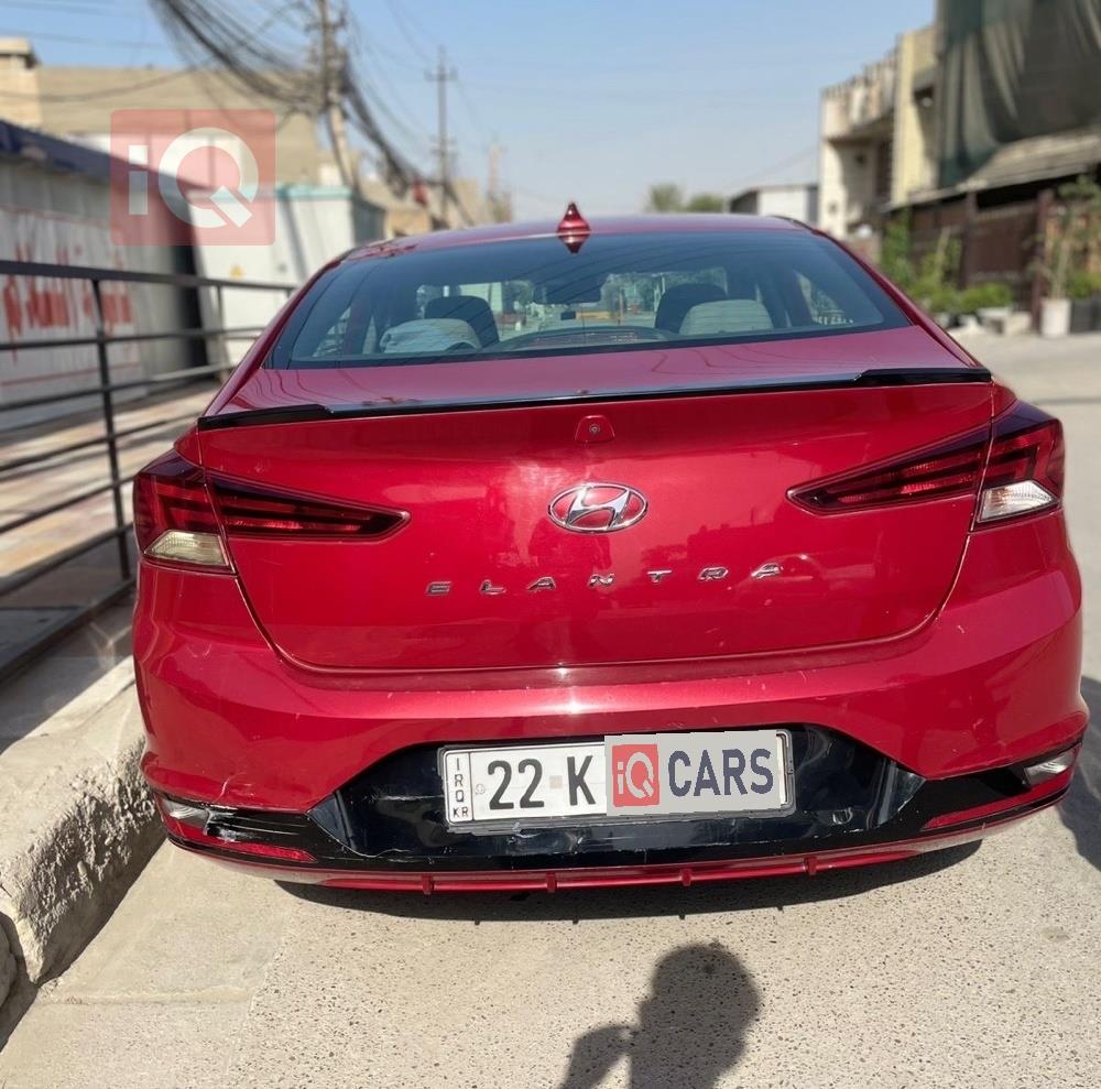 هيونداي النترا